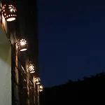Jabel Shams Stars House